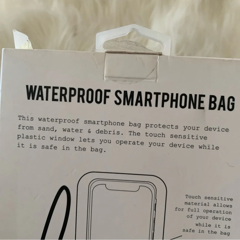 Urban Outfitters Waterproof Smartphone Bag -Black
